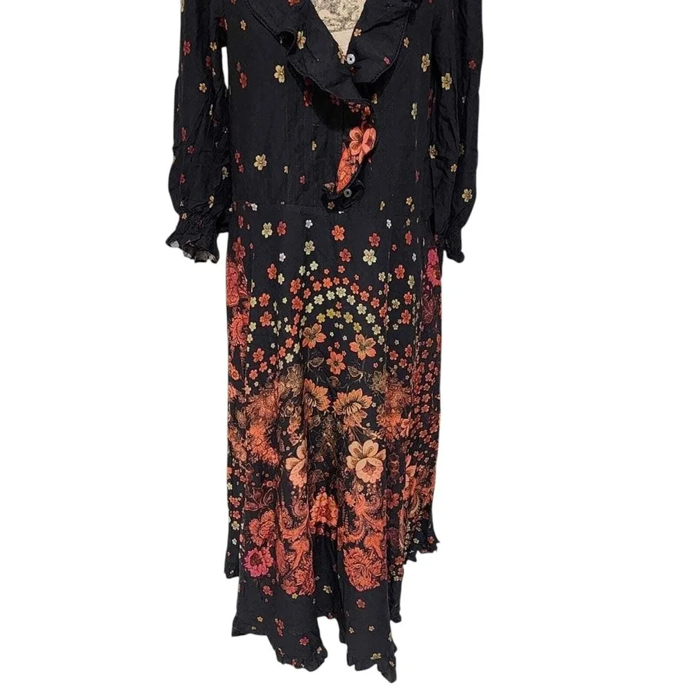 Free People Talsey ruffled‎ Maxi Dress in black combo size small